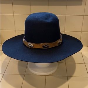 Black Vintage western style hat 100% wool made in USA
